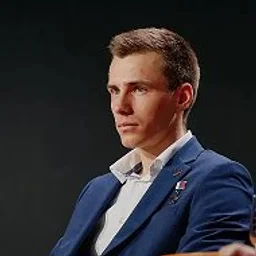Владислав Головин