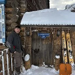 Артур Гарайшин