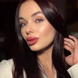 Бикшаева несёт