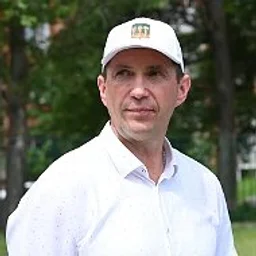 Олег Денисов