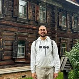 Учитель истории в школе