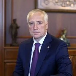 Владимир Мазур