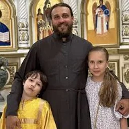 Священник Алексей Шмонин