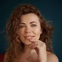 Уже не девочка