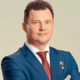 Депутат Романенко