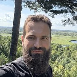 Священник Стахий Колотвин